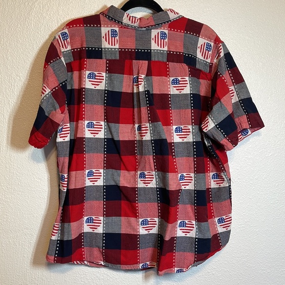 Patriotic Camp Shirt XXL Red Blue Heart Flags Collections Buffalo Plaid Stars - Picture 6 of 10